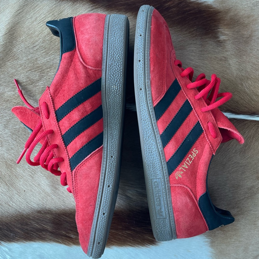 Adidas Spezial Red Classics